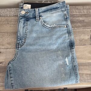 Women’s Blue Distressed Jeans